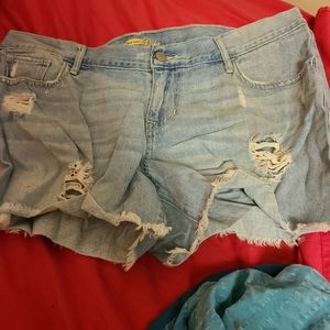 Distressed shorts size 14